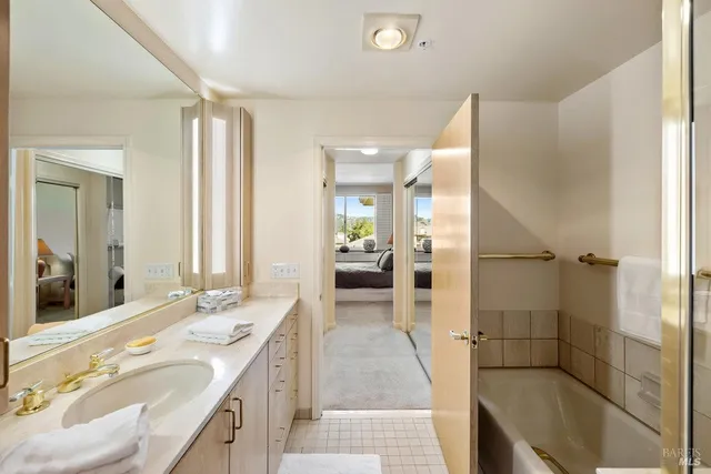 $450,000 | 400 Deer Valley Road, Unit 4D, San Rafael, CA 94903