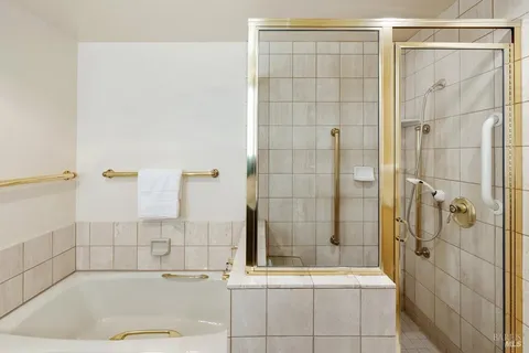 $450,000 | 400 Deer Valley Road, Unit 4D, San Rafael, CA 94903