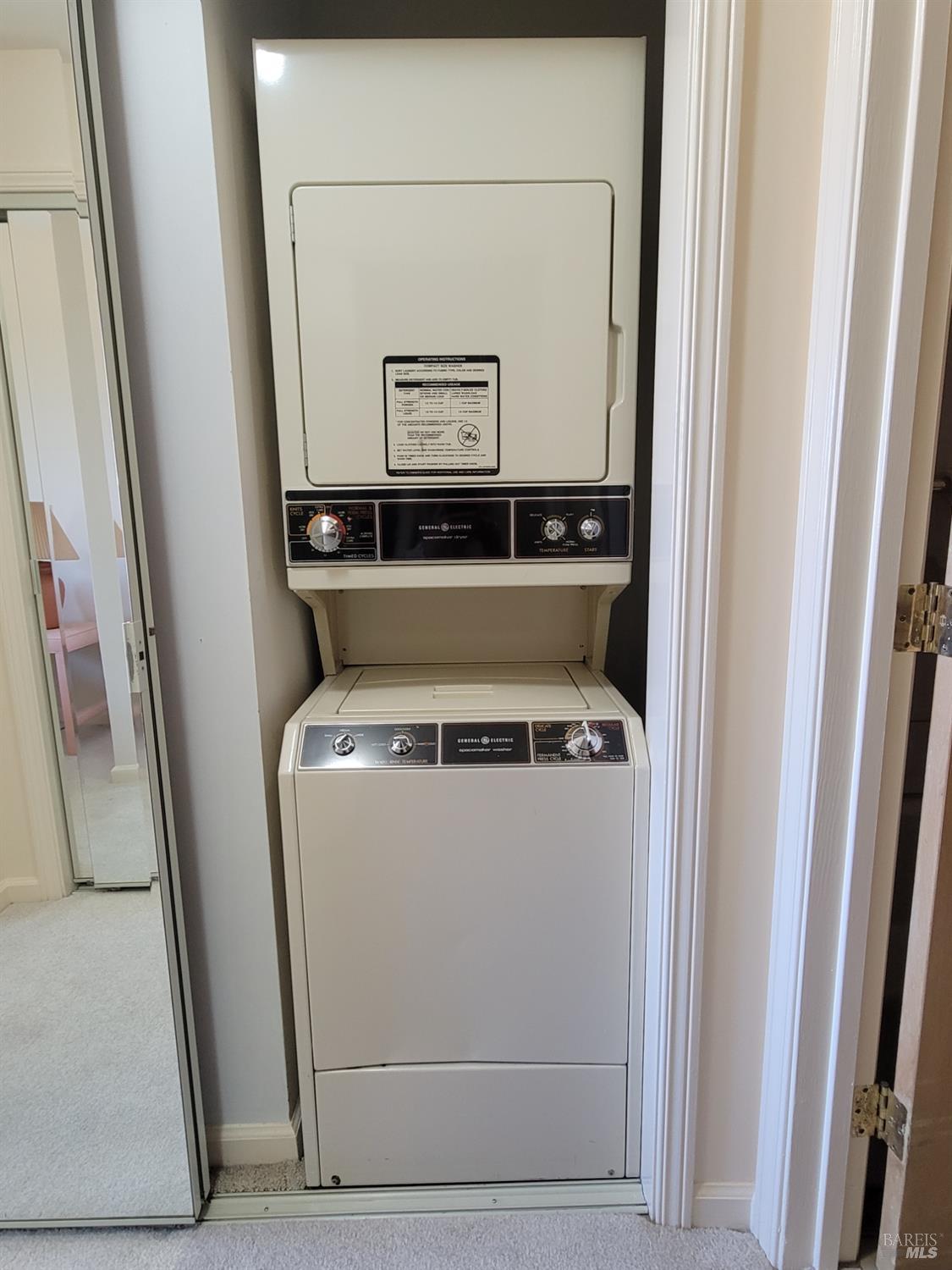 400 Deer Valley Road, Unit 4D San Rafael, CA 94903 - Photo 20 of 50 in-unit washer and dryer