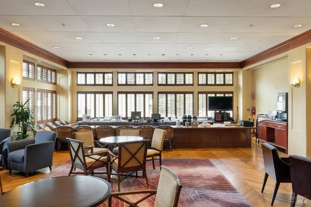 $450,000 | 400 Deer Valley Road, Unit 4D, San Rafael, CA 94903