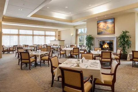 $450,000 | 400 Deer Valley Road, Unit 4D, San Rafael, CA 94903