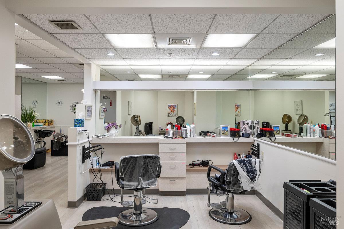 400 Deer Valley Road, Unit 4D San Rafael, CA 94903 - Photo 33 of 50 Spa and nail salon is also in the clubhouse