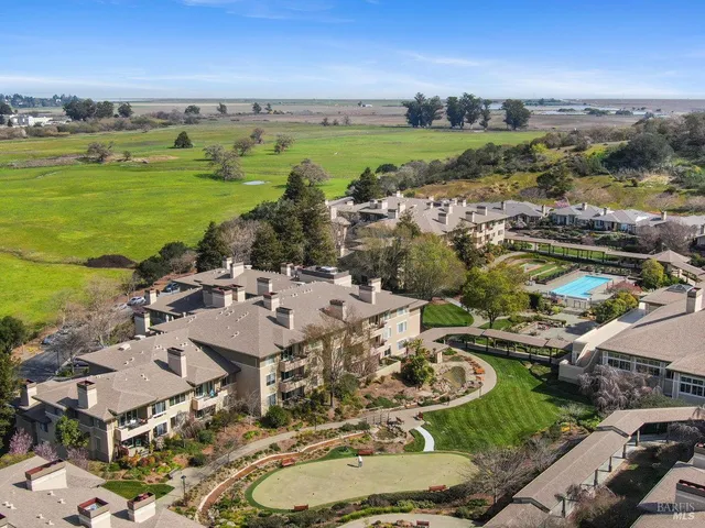 $450,000 | 400 Deer Valley Road, Unit 4D, San Rafael, CA 94903