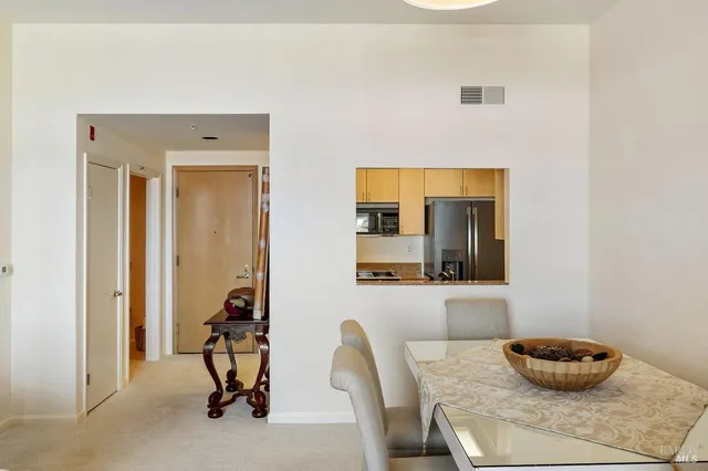 $450,000 | 400 Deer Valley Road, Unit 4D, San Rafael, CA 94903