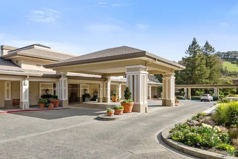 $450,000 | 400 Deer Valley Road, Unit 4D, San Rafael, CA 94903