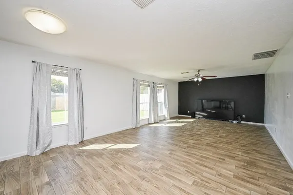 $2,400 | 2534 Halstead Drive, Spring, TX 77386