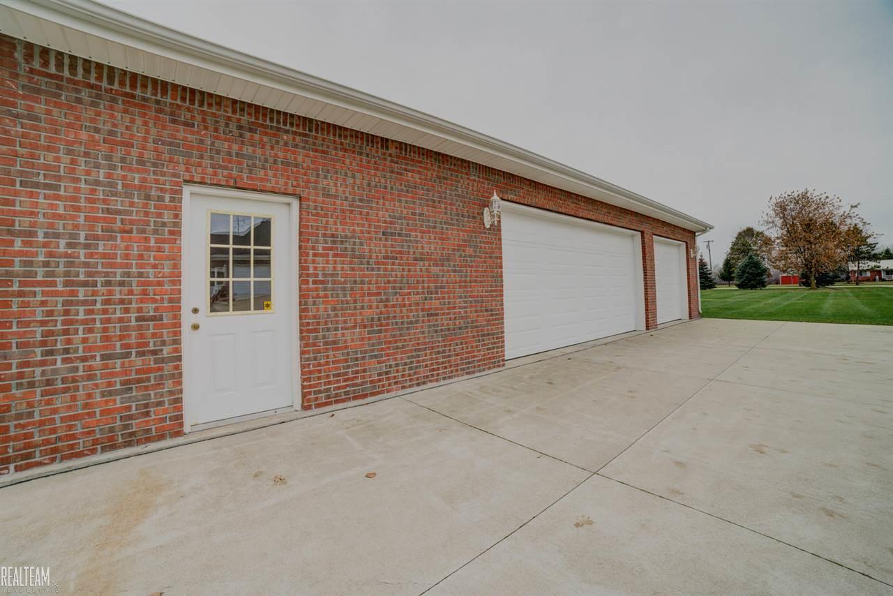 1070 Holmes Road Allenton, MI 48002 - Photo 37 of 38