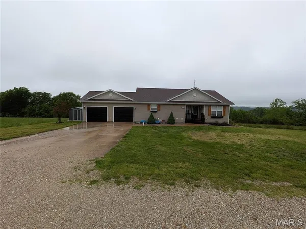 $323,000 | 22361 Recon Drive, Waynesville, MO 65583