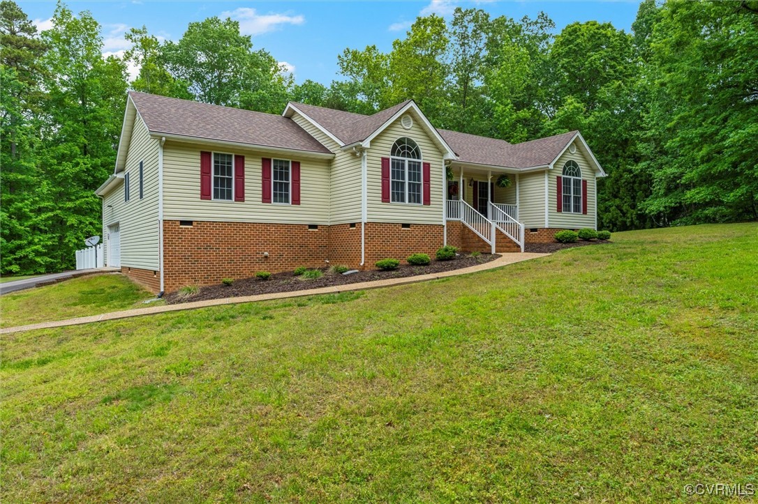 2655 Dorset Ridge Road Powhatan, VA 23139 - Photo 9 of 50 Ranch-style home featuring crawl space, covered po