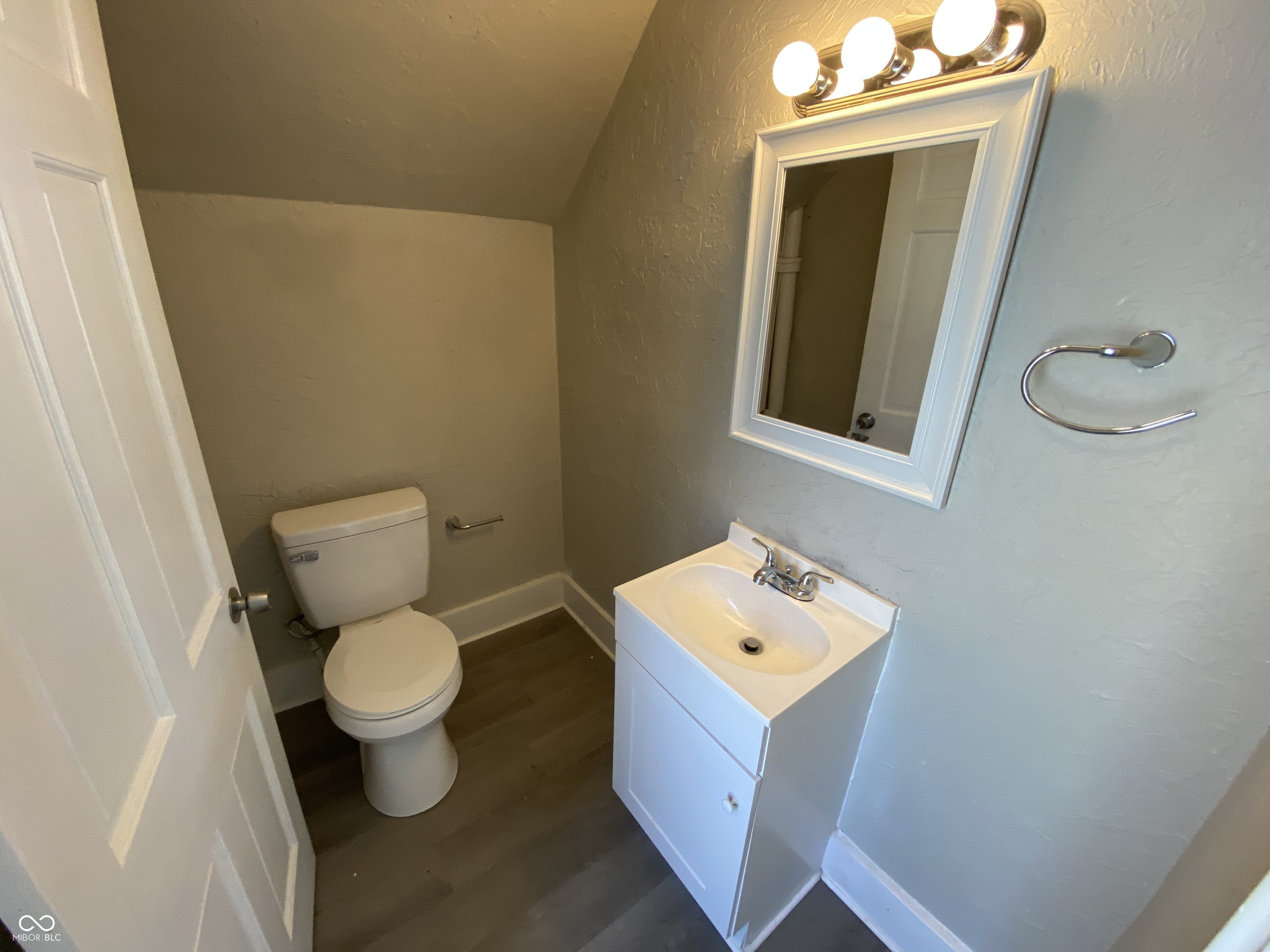 510 West 5th Street Anderson, IN 46016 - Photo 15 of 16