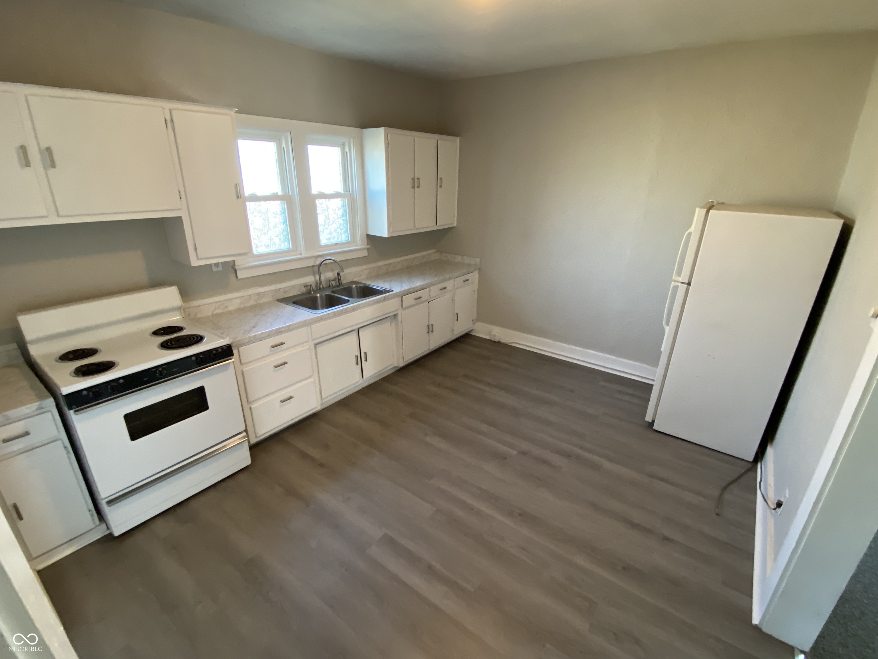 510 West 5th Street Anderson, IN 46016 - Photo 7 of 16