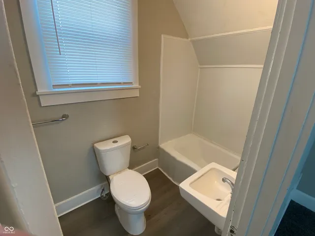 $1,175 | 510 West 5th Street, Anderson, IN 46016