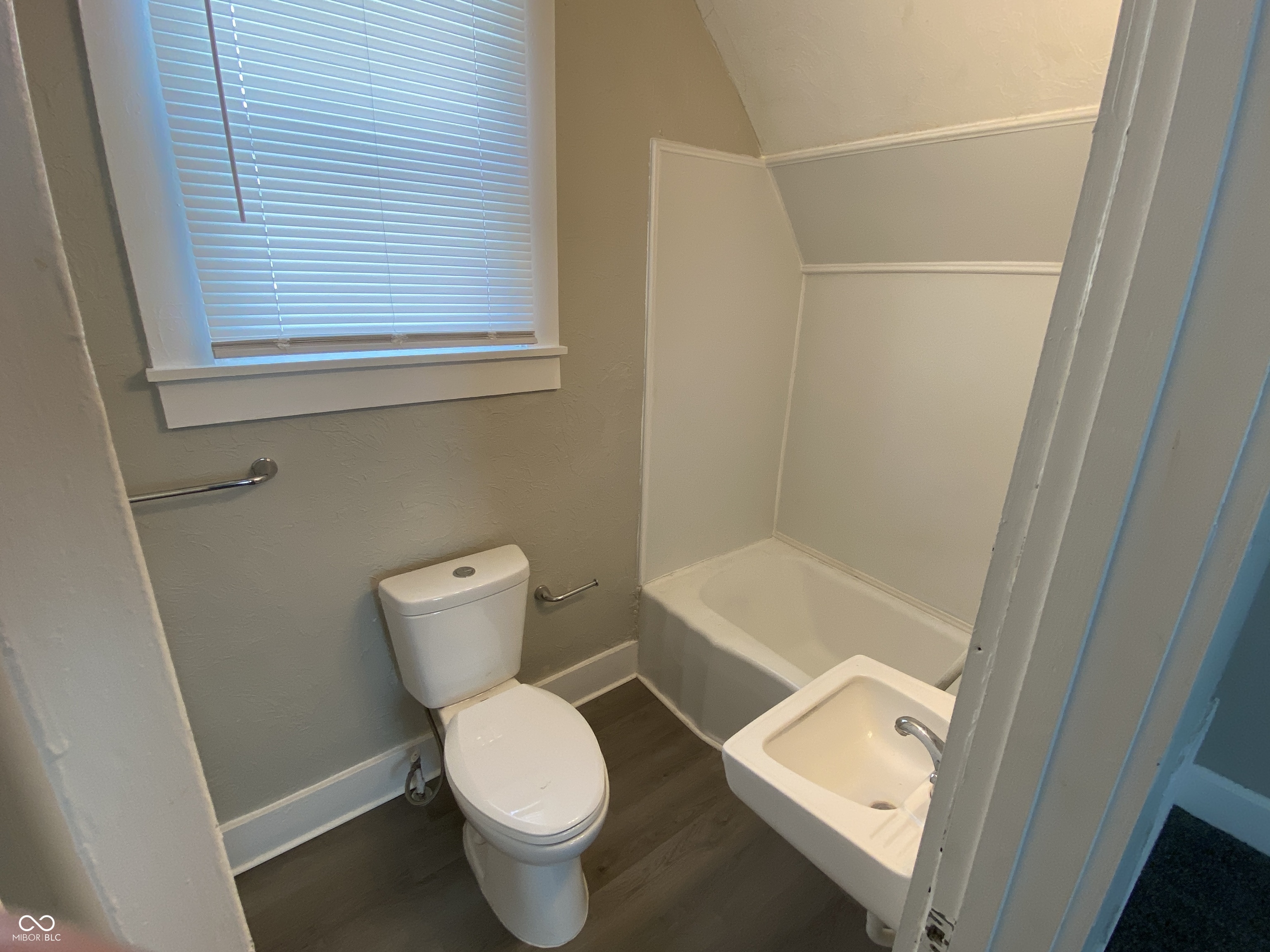 510 West 5th Street Anderson, IN 46016 - Photo 10 of 16