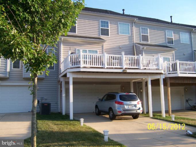 3306 St Marys View Road Accokeek, MD 20607 - Photo 4 of 26 Over sized Deck