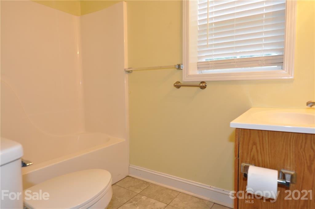 2828 James F Wherry Road Chester, SC 29706 - Photo 14 of 23 Gallery Image 14