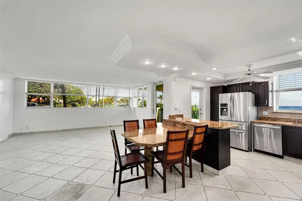 $3,600 | 1239 Hillsboro Mile, Unit 109, Hillsboro Beach, FL 33064