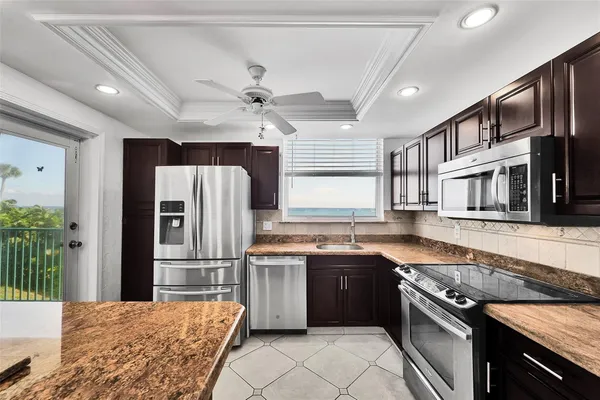 $3,600 | 1239 Hillsboro Mile, Unit 109, Hillsboro Beach, FL 33064