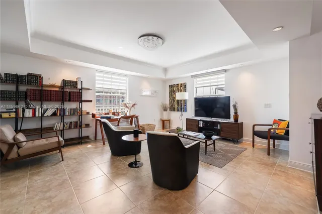 $1,485,000 | 110 Hendricks Isle, Unit 13, Fort Lauderdale, FL 33301