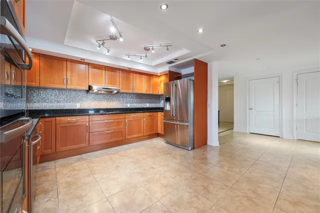 $1,485,000 | 110 Hendricks Isle, Unit 13, Fort Lauderdale, FL 33301