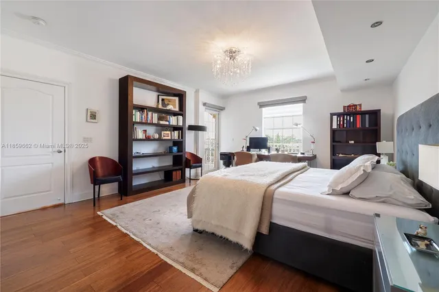 $1,485,000 | 110 Hendricks Isle, Unit 13, Fort Lauderdale, FL 33301