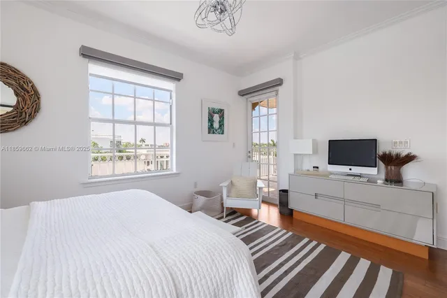 $1,485,000 | 110 Hendricks Isle, Unit 13, Fort Lauderdale, FL 33301