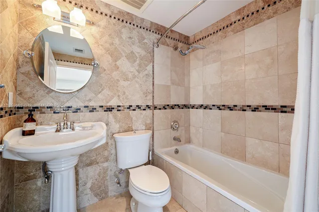 $1,485,000 | 110 Hendricks Isle, Unit 13, Fort Lauderdale, FL 33301