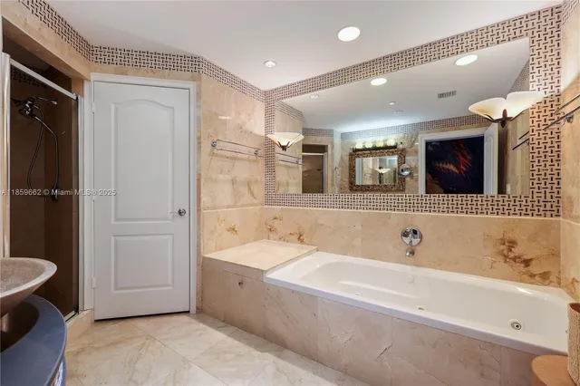 $1,485,000 | 110 Hendricks Isle, Unit 13, Fort Lauderdale, FL 33301