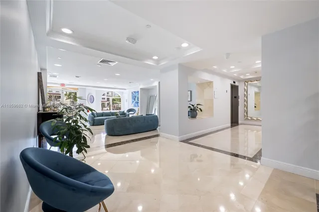 $1,485,000 | 110 Hendricks Isle, Unit 13, Fort Lauderdale, FL 33301