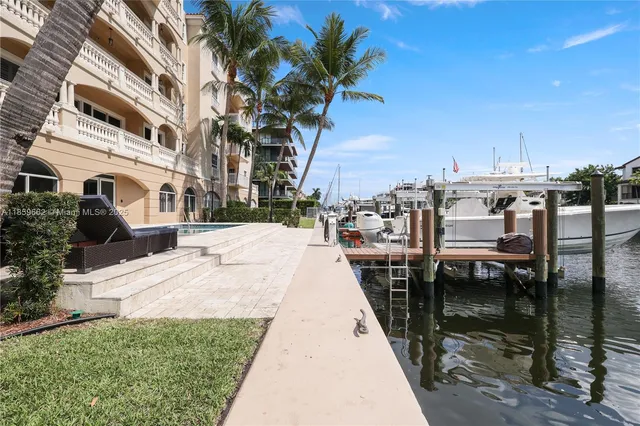 $1,485,000 | 110 Hendricks Isle, Unit 13, Fort Lauderdale, FL 33301