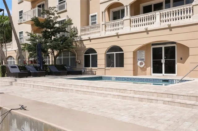 $1,485,000 | 110 Hendricks Isle, Unit 13, Fort Lauderdale, FL 33301