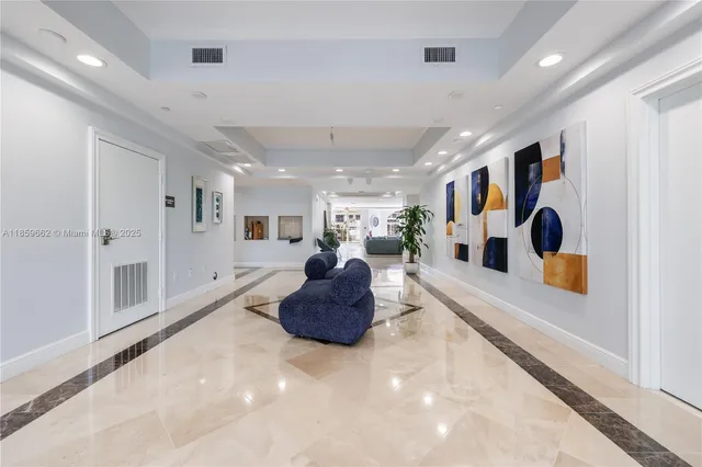 $1,485,000 | 110 Hendricks Isle, Unit 13, Fort Lauderdale, FL 33301