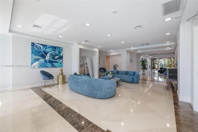 $1,485,000 | 110 Hendricks Isle, Unit 13, Fort Lauderdale, FL 33301
