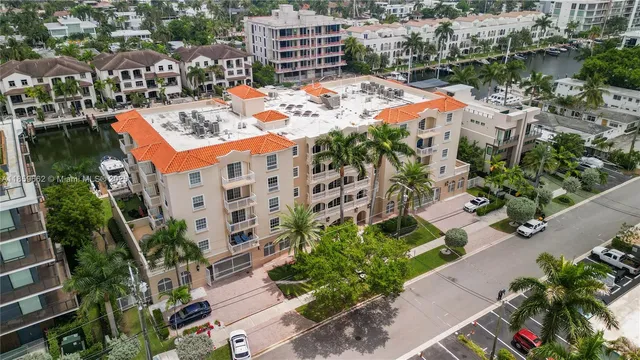 $1,485,000 | 110 Hendricks Isle, Unit 13, Fort Lauderdale, FL 33301