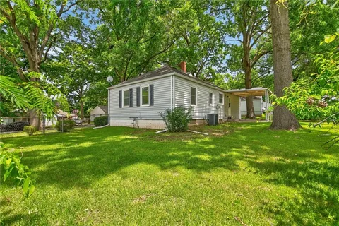 $178,000 | 1407 West 27th Terrace South, Independence, MO 64052