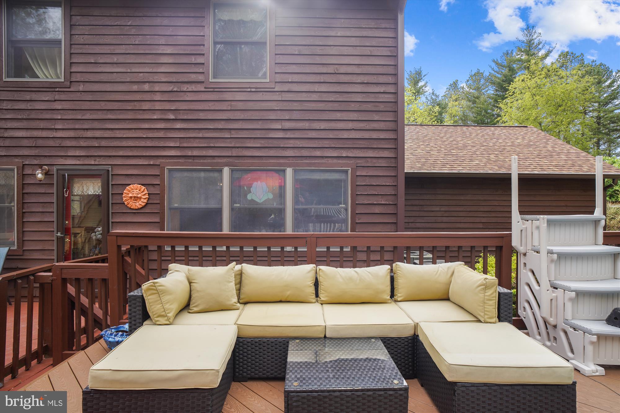 5109 Reels Mill Road Frederick, MD 21704 - Photo 60 of 103 SEATING OVERLOOKING POOL