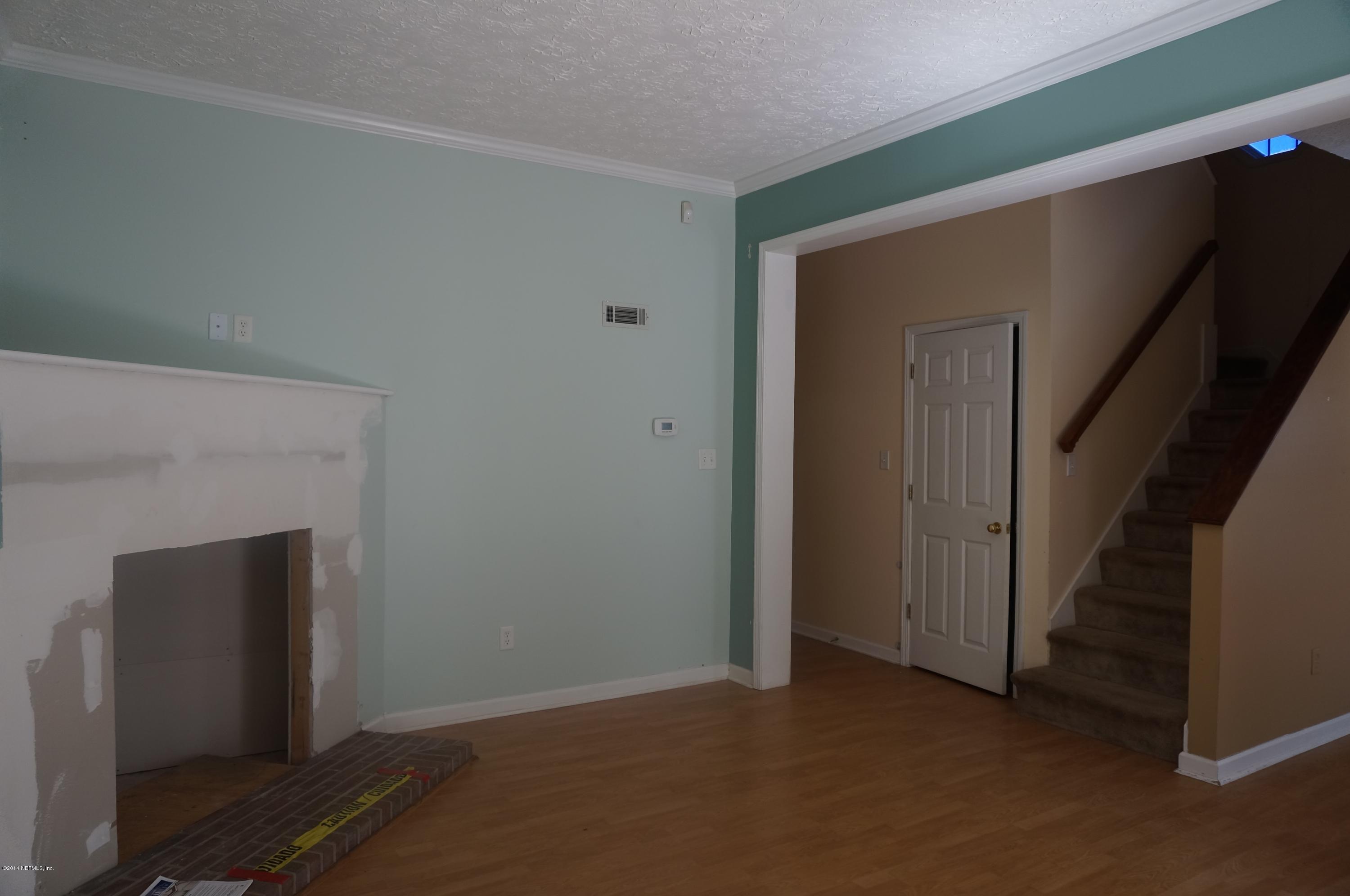 947 Dillard Road Atlantic Beach, FL 32233 - Photo 3 of 18 102214 002