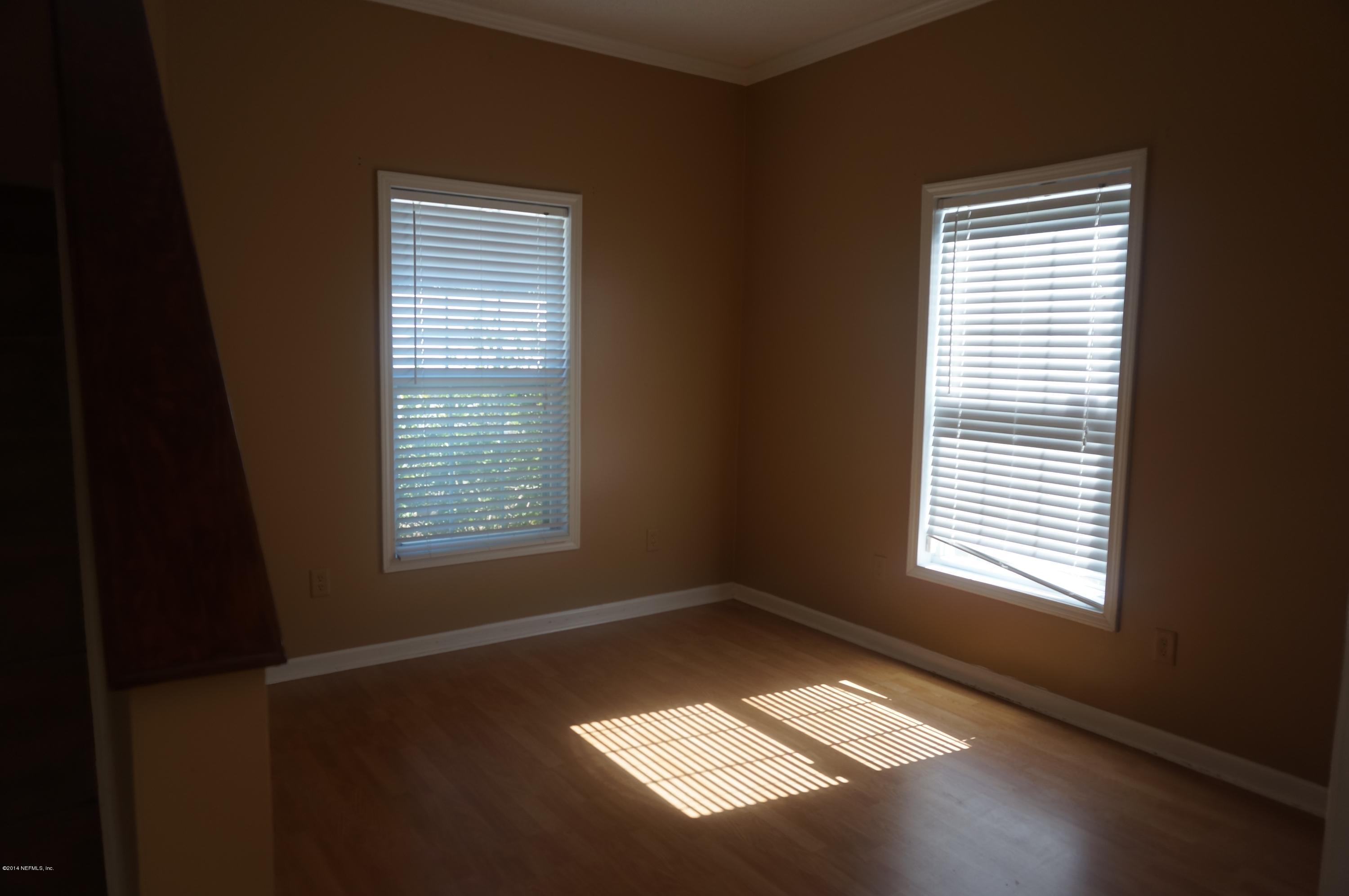 947 Dillard Road Atlantic Beach, FL 32233 - Photo 5 of 18 102214 004