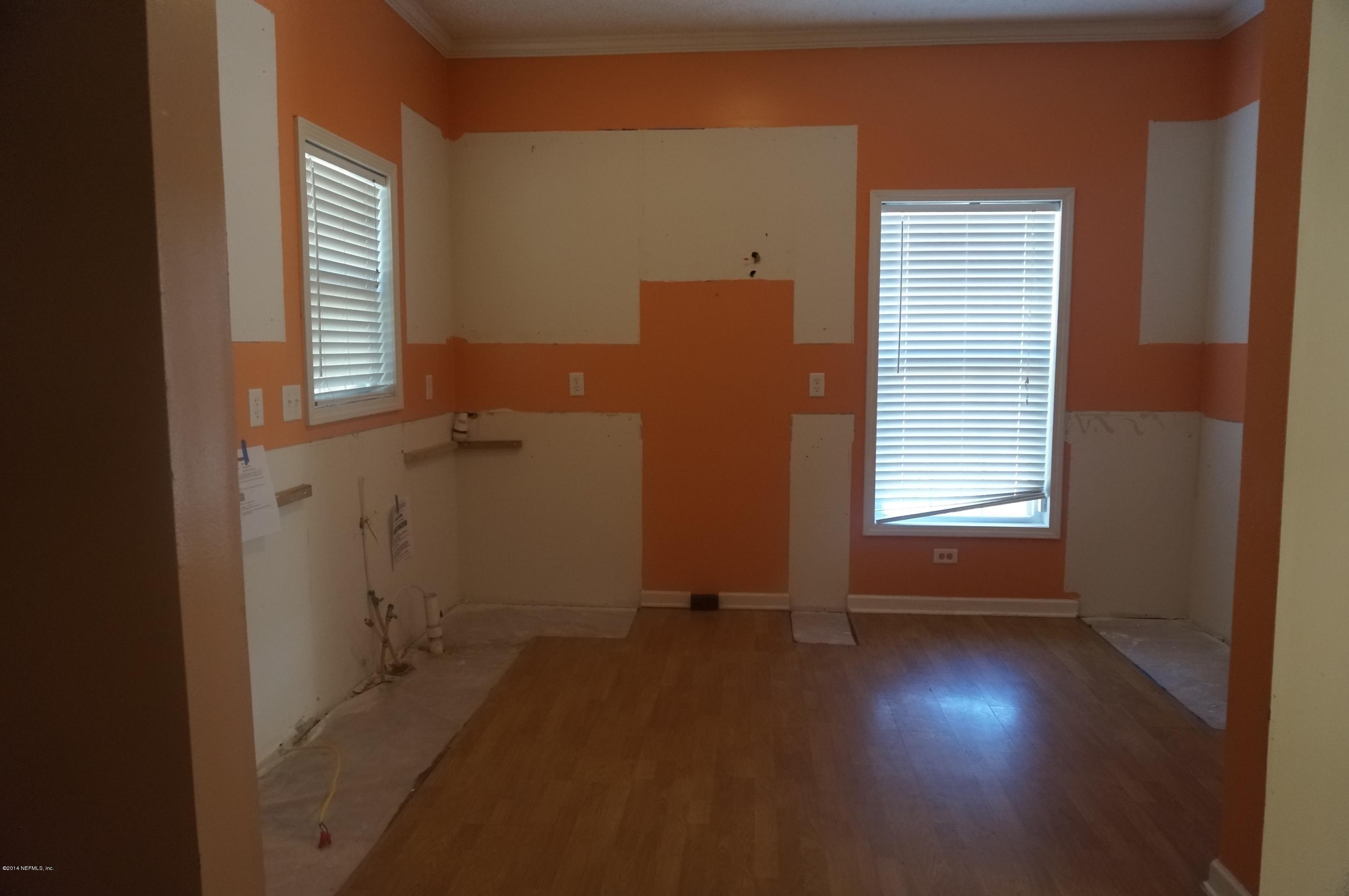 947 Dillard Road Atlantic Beach, FL 32233 - Photo 7 of 18 102214 006