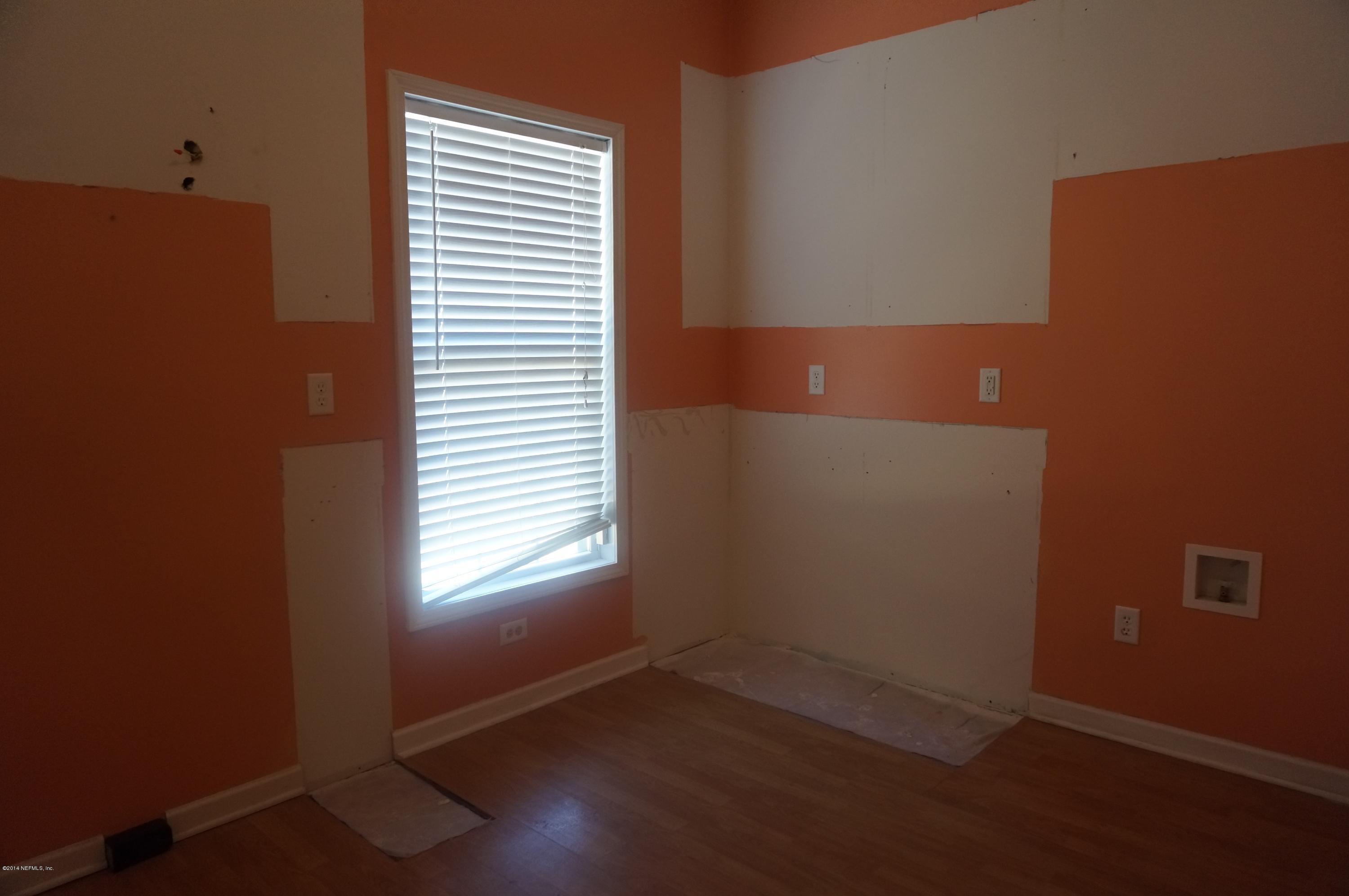 947 Dillard Road Atlantic Beach, FL 32233 - Photo 8 of 18 102214 008