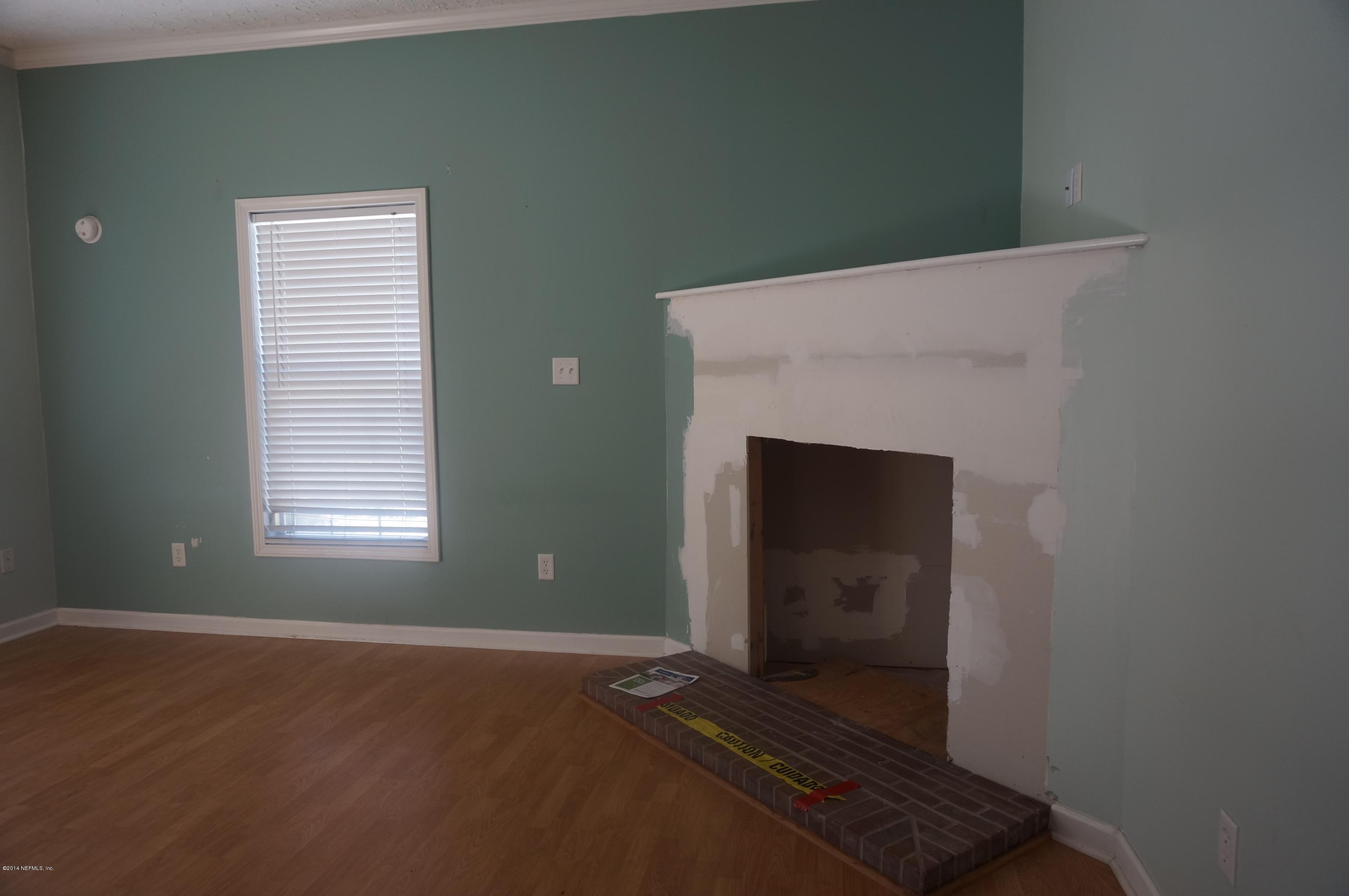 947 Dillard Road Atlantic Beach, FL 32233 - Photo 9 of 18 102214 009