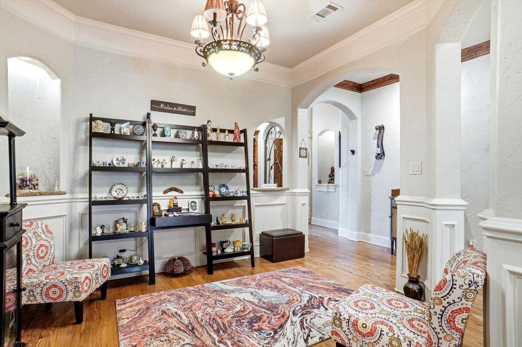 620 Highview Lane Hurst, TX 76054 - Photo 11 of 40