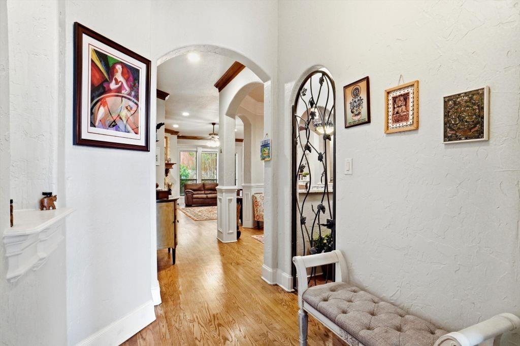 620 Highview Lane Hurst, TX 76054 - Photo 9 of 40