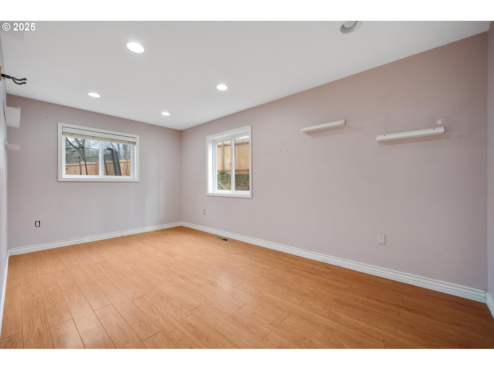 7080 Southwest Taylors Ferry Road Portland, OR 97223 - Photo 13 of 27