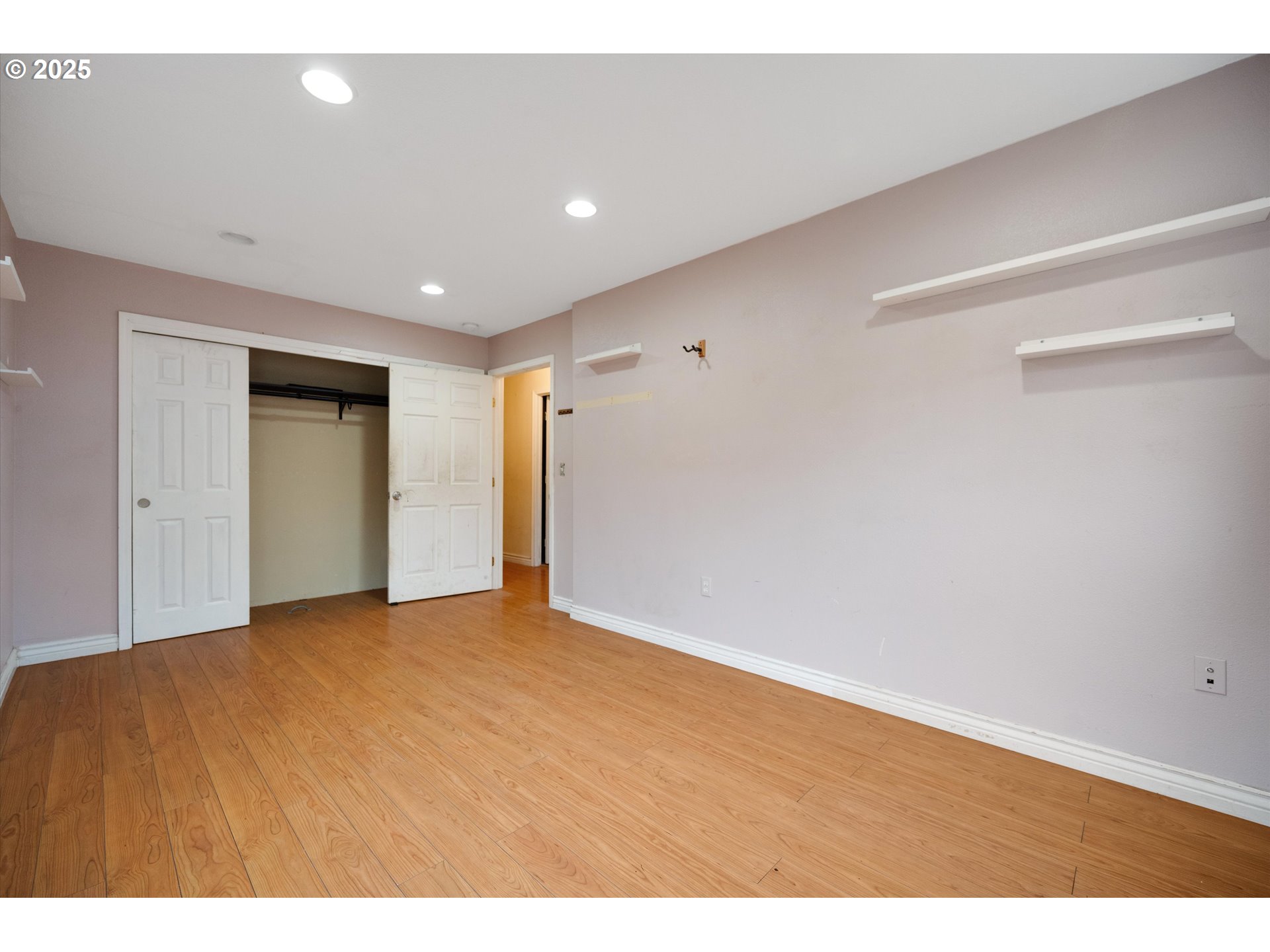 7080 Southwest Taylors Ferry Road Portland, OR 97223 - Photo 14 of 27