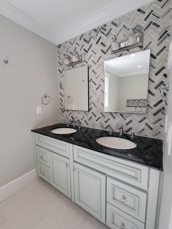 18 Tappan Road Wellesley, MA 02482 - Photo 15 of 28