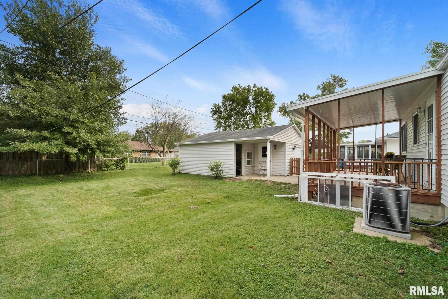 32 Bob-O-Link Drive Springfield, IL 62702 - Photo 6 of 27 Gallery Image 6