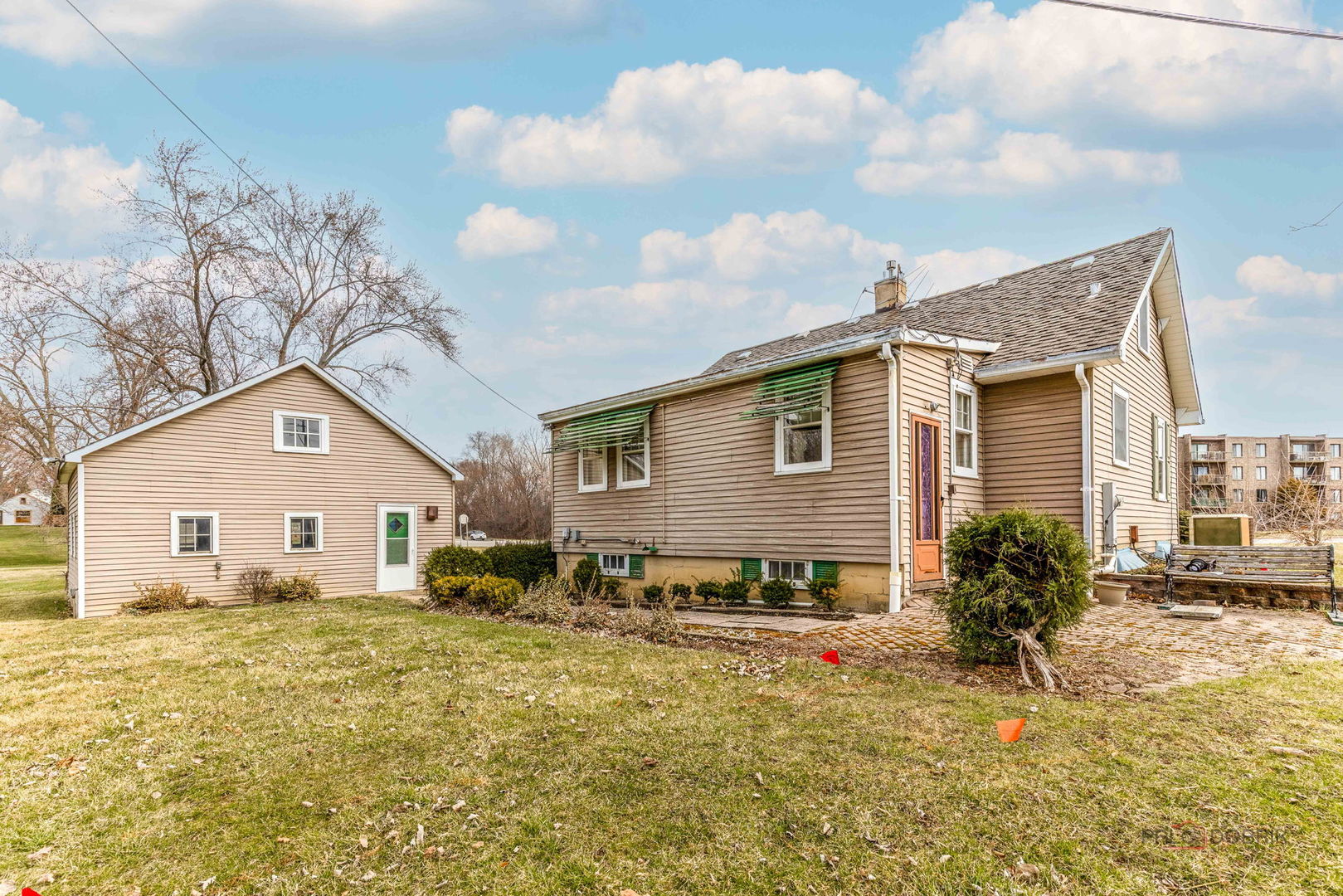 580 North Quentin Road Palatine, IL 60067 - Photo 29 of 53 Gallery Image 29