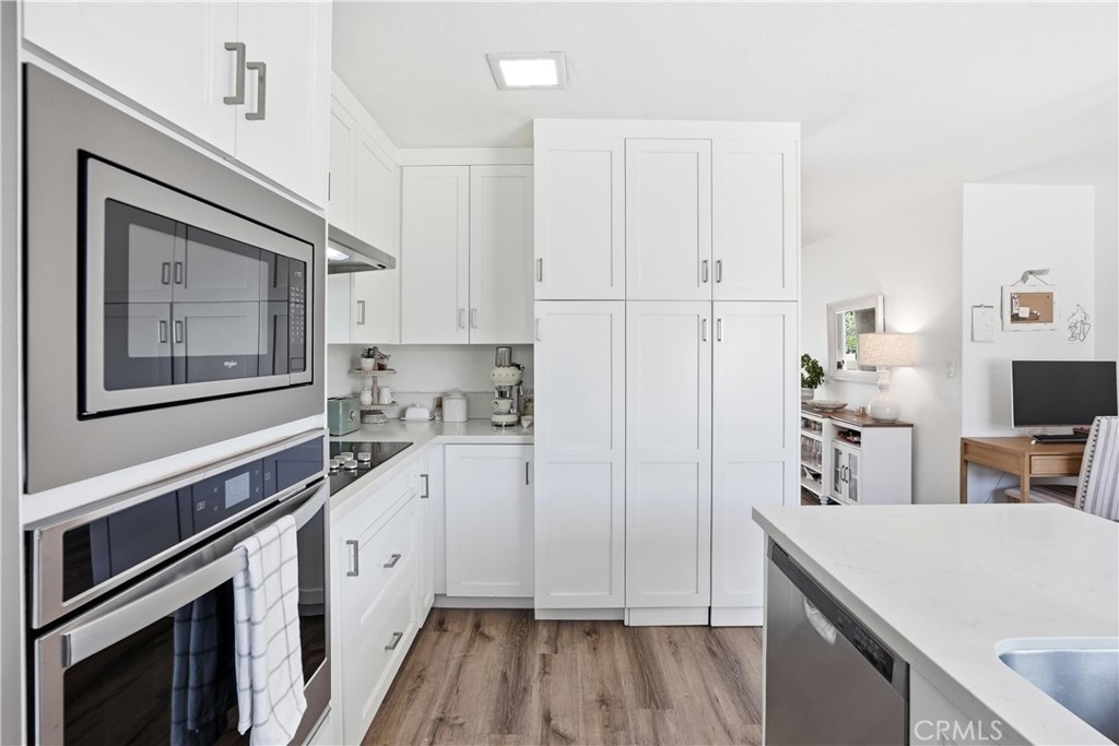 1228 Rutland Road, Unit 6 Newport Beach, CA 92660 - Photo 9 of 21