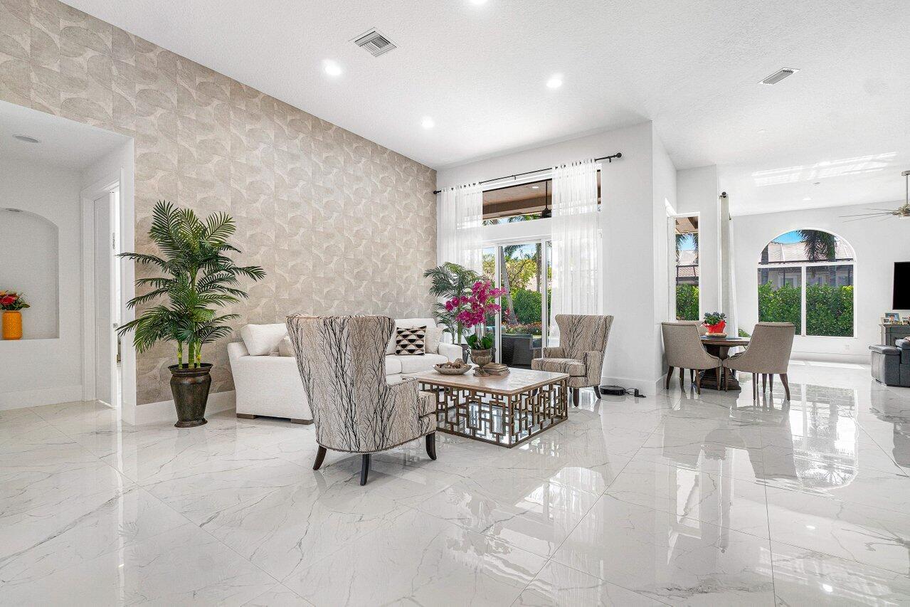 009-21741FallRiverDrive-BocaRaton-FL-334