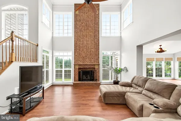 $1,049,900 | 5548 Eiseley Court, Warrenton, VA 20187